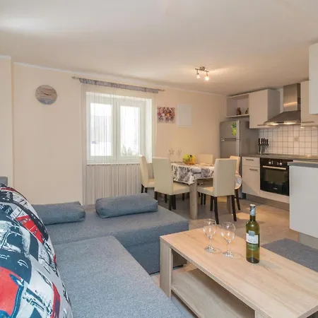 Dom wakacyjny Two-bedroom In Zadar